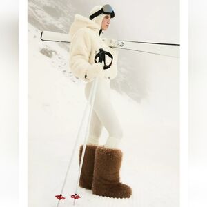 ZARA FAUX FUR BOOTS SKI COLLECTION
